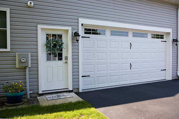 24/7 Emergency Garage Door Panel Replacement experts in Sequim, WA